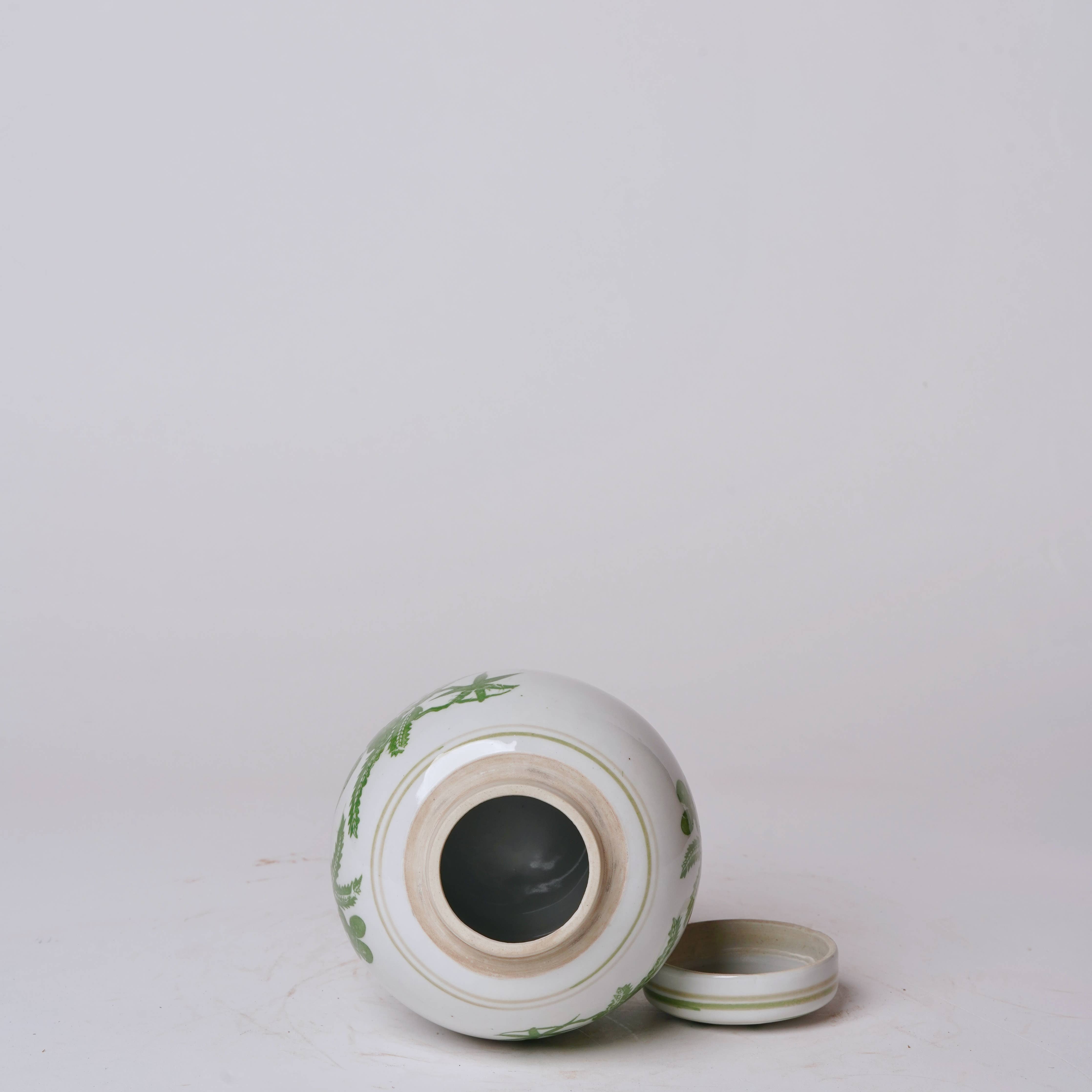 Green and White Porcelain Bird and Flower Round Jar