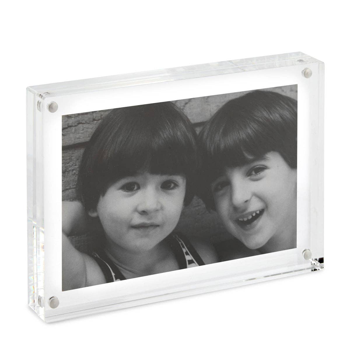2.5 X 3.5 Magnetic Heavy Picture Frame