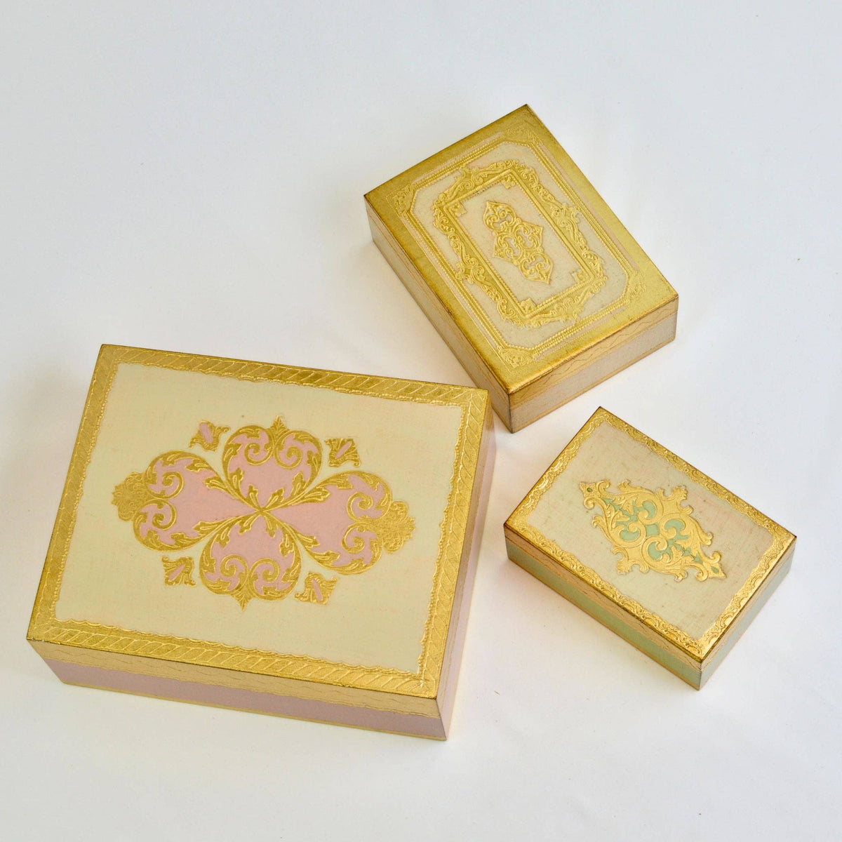 Florentine Carved Wood Jewelry/Storage Box, 4 x 6