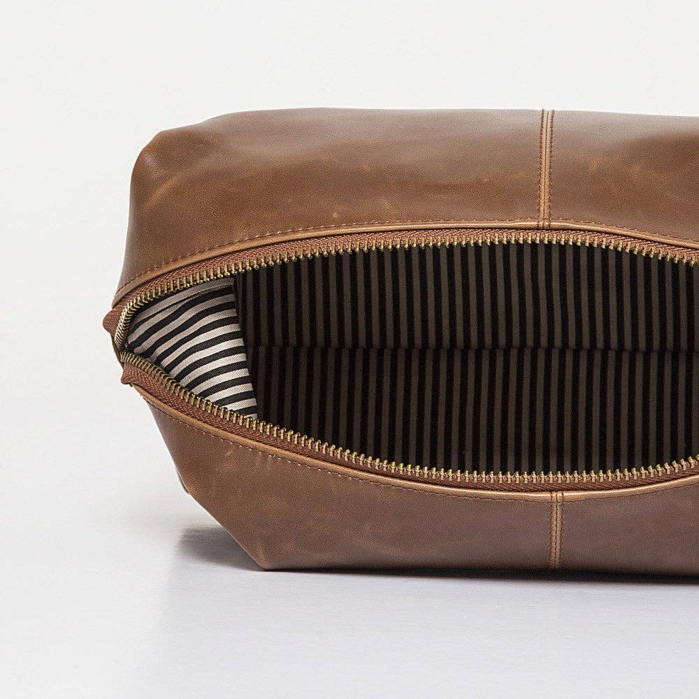 The Journeyman Dopp Kit
