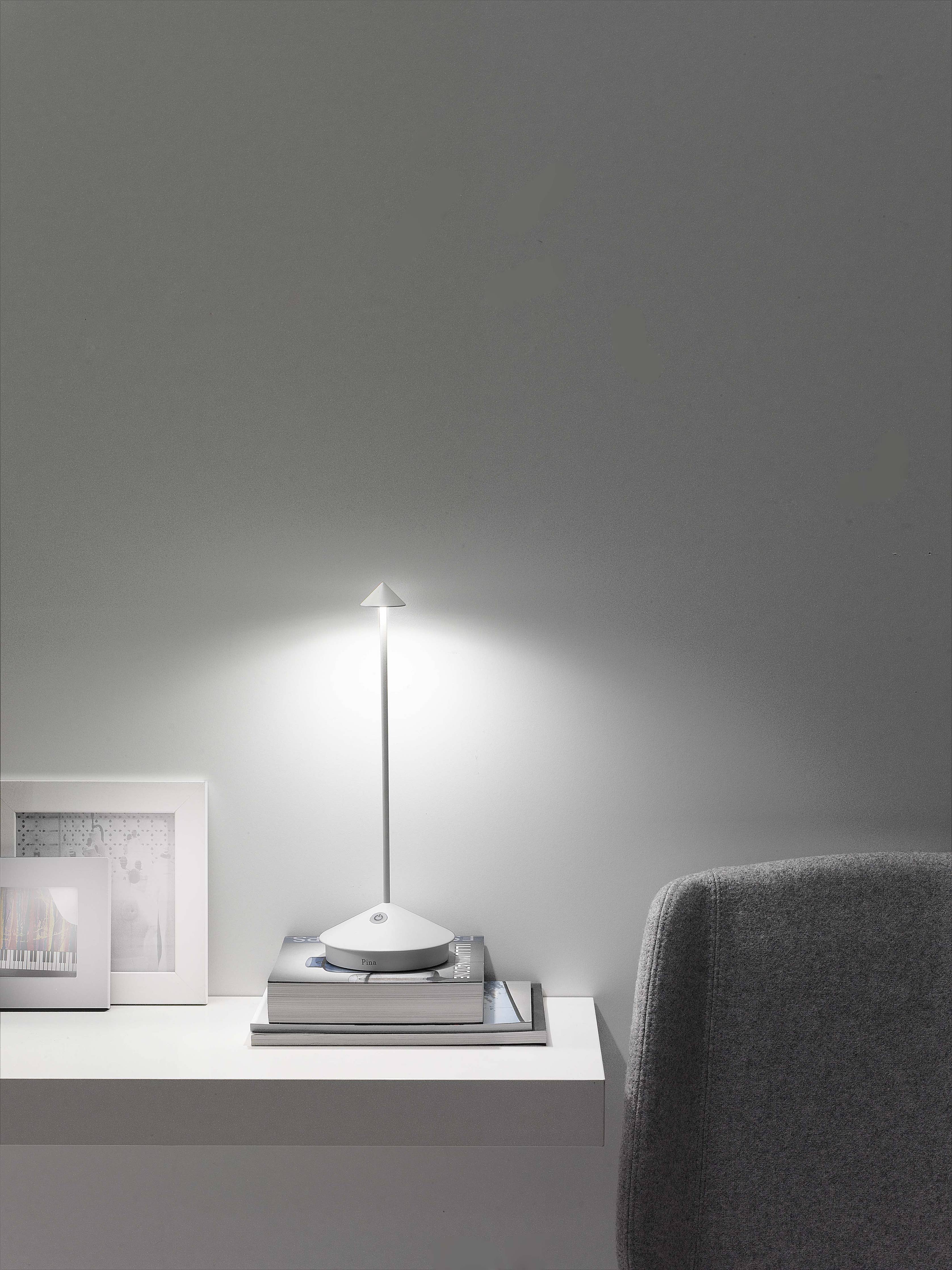 Pina Pro Cordless Lamp